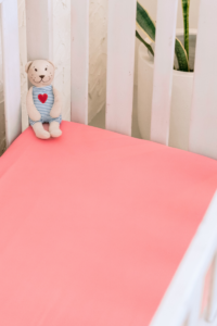 SUMMER CRIB SHEET - CHERRY PINK