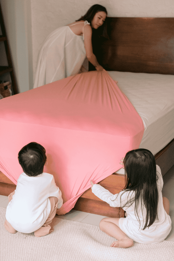 SUMMER FITTED SINGLE SHEET - CHERRY PINK