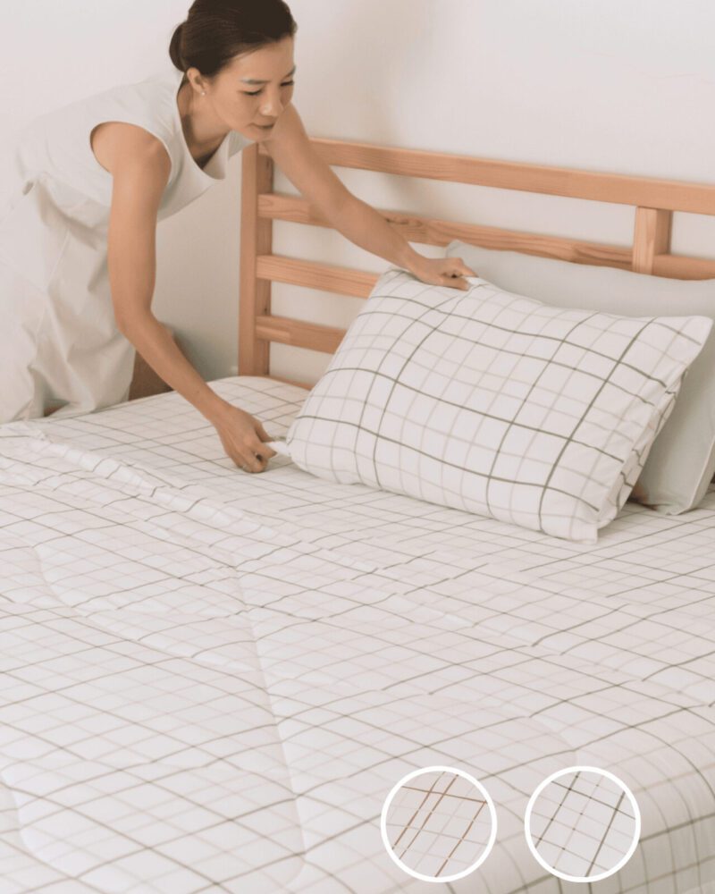ADULT PILLOWCASE PAIR - PLAID PRINT