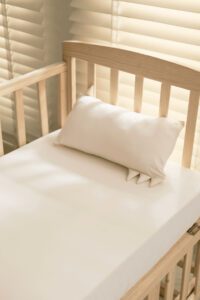 SUMMER CRIB SHEET - CREAM